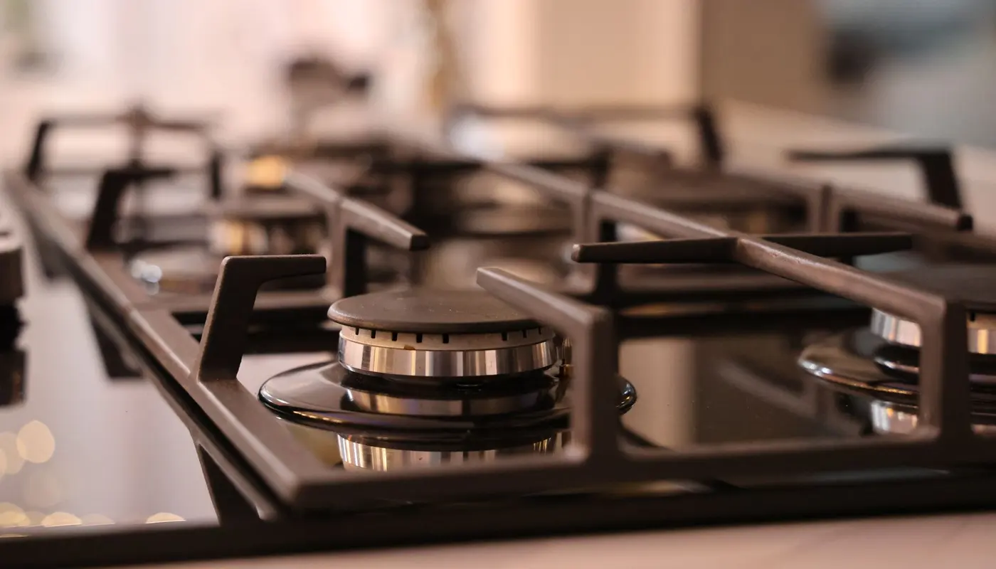 Commercial Gas Range Buying Guide India 2026: Types & Prices — Hospiverse India