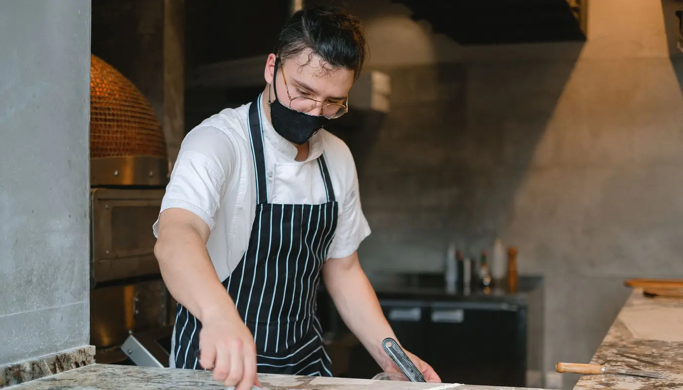 Commercial Kitchen Equipment Cleaning & Sanitation Guide — Hospiverse India